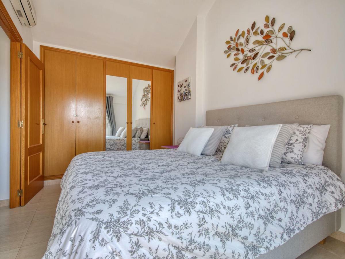 Roma By Interhome